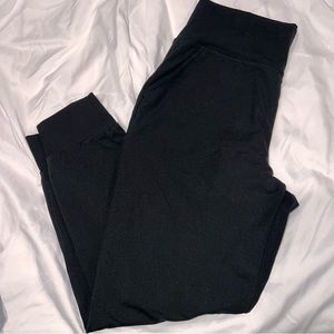 Black joggers/leggings